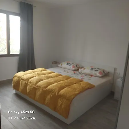 Lux * Trogir