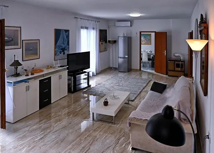 Lux Apartament *